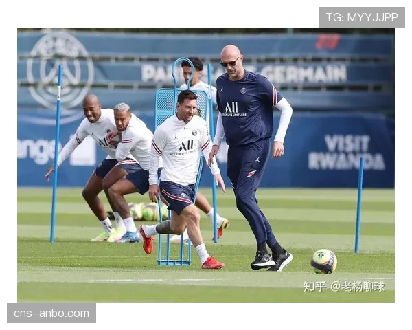 深度复盘:巴黎的防守漏洞如何被多特蒙德两度利用 深度复盘:巴黎的防守漏洞如何被多特蒙德两度利用